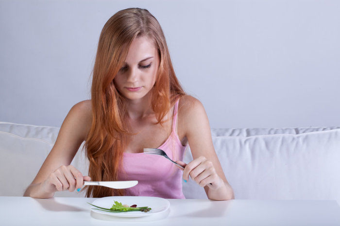 Ansiedade e alimenta&ccedil;&atilde;o: os alimentos que podem piorar e os que podem ajudar nos sintomas ansiosos