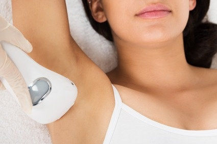 Depila&ccedil;&atilde;o a laser: quem pode fazer? Como &eacute; feita? Quais s&atilde;o os resultados? E as complica&ccedil;&otilde;es poss&iacute;veis?