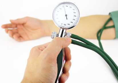 Press&atilde;o arterial: o que &eacute;? Como se comporta durante o ciclo card&iacute;aco? Como se mede? Quais s&atilde;o os valores normais?